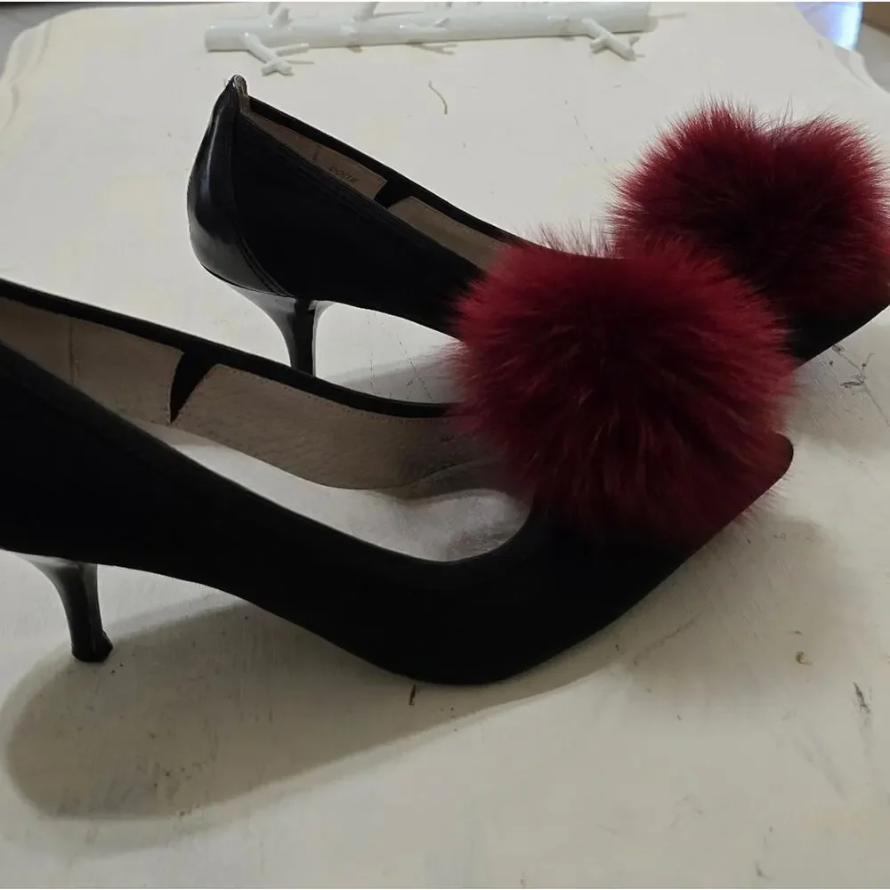 Tahari Dottie Black and Burgundy Puff Heels‎ Size 5.5